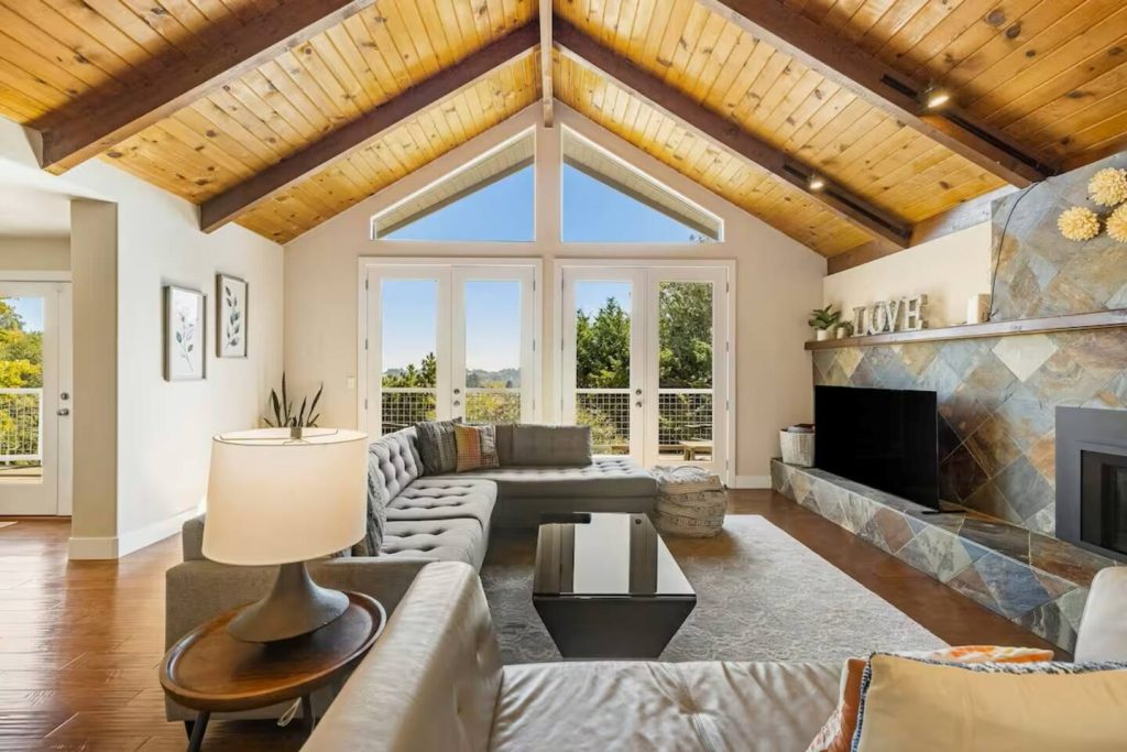 MeadowView on Darby Main Image